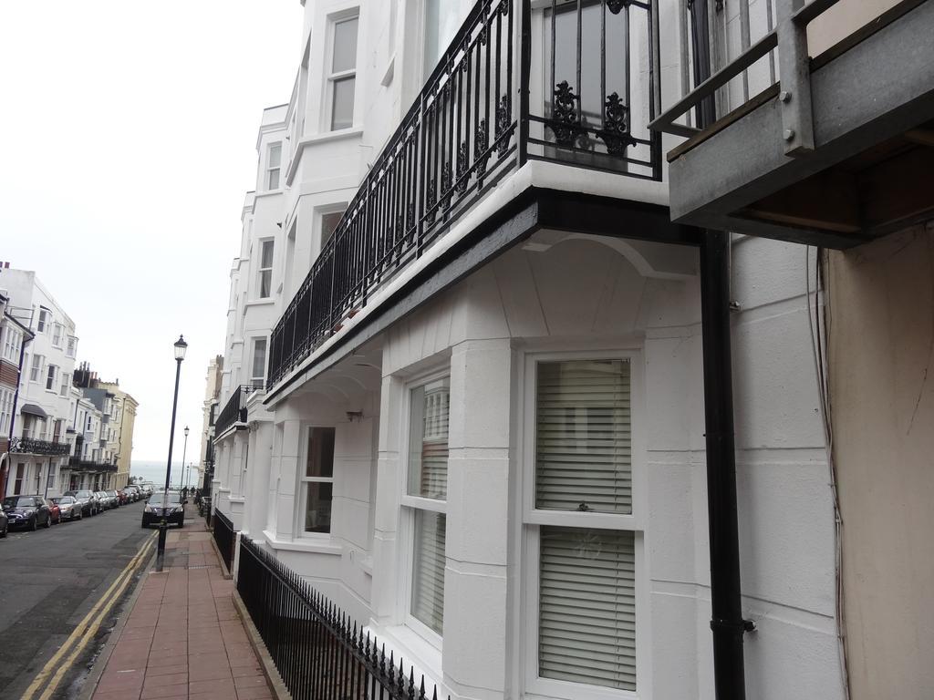Burlington Beach Apartments Brighton Oda fotoğraf