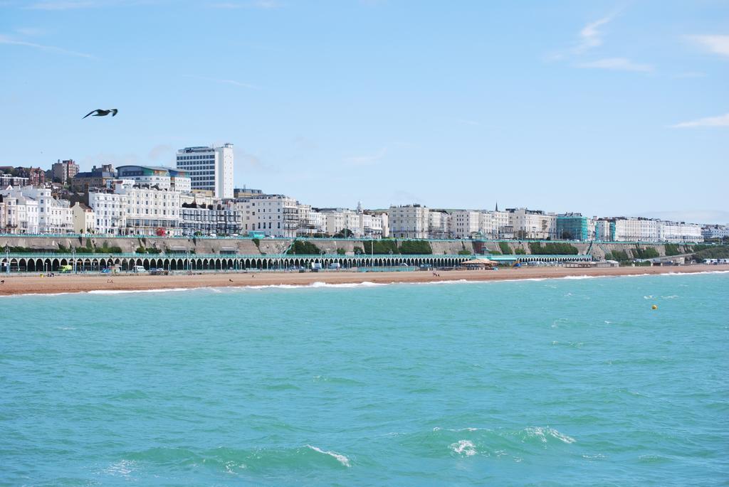 Burlington Beach Apartments Brighton Dış mekan fotoğraf